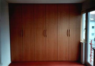Schlafzimmerschrank in Buche
